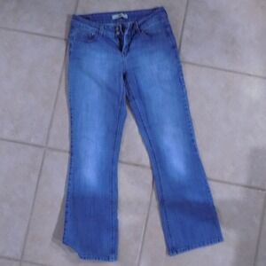 Levi's Women's Bootcut Jeans Medium Wash Classic Fit‎ Size 8
